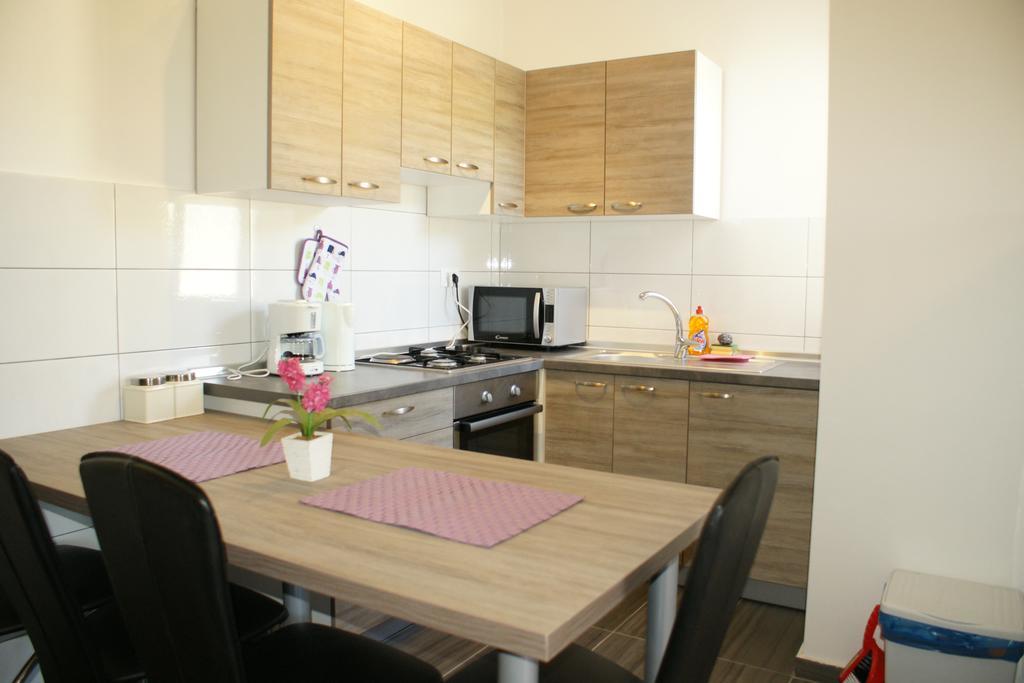 Apartments Martina Bibinje Eksteriør billede